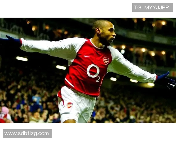 2月出生的足球球星:他们的辉煌成就与传奇瞬间回顾 2月出生的足球球星:他们的辉煌成就与传奇瞬间回顾